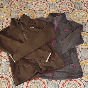 2 WOMENS THE NORTH FACE ZIPS